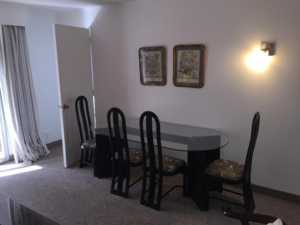 Hotel Acacias De Vitacura Сантяго Екстериор снимка